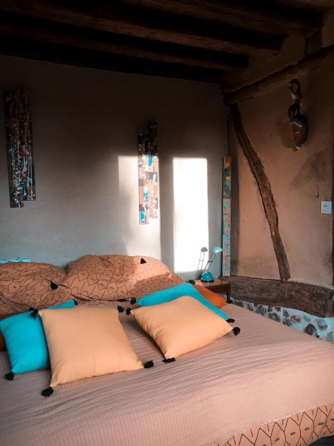 Gite Au Haras Des Arts Saint-Aubin-de-Bonneval Екстериор снимка