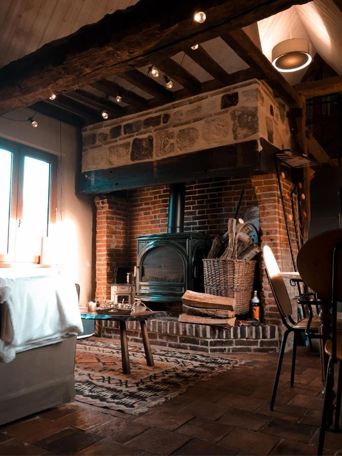 Gite Au Haras Des Arts Saint-Aubin-de-Bonneval Екстериор снимка